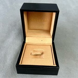 BULGARI Ring Box 

2.60x2.40x2.10 inches